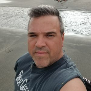 Meet your Posher, Aurelio